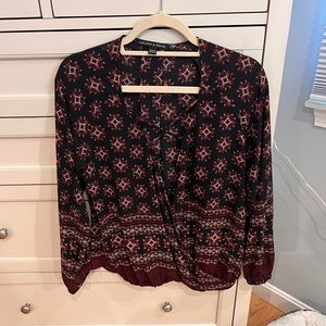 Harlowe & Graham, wrap, x, plunge V Blouse